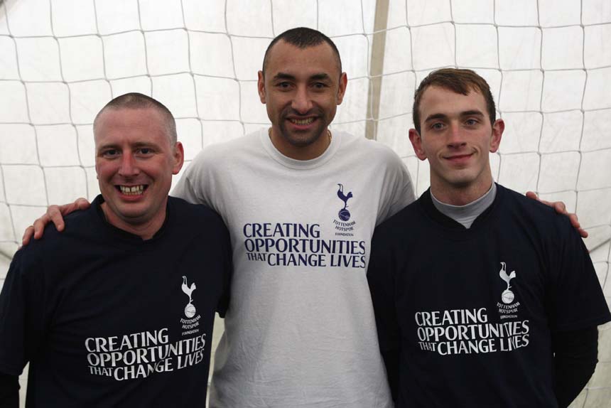 Heurelho Gomes with the England CP squad.